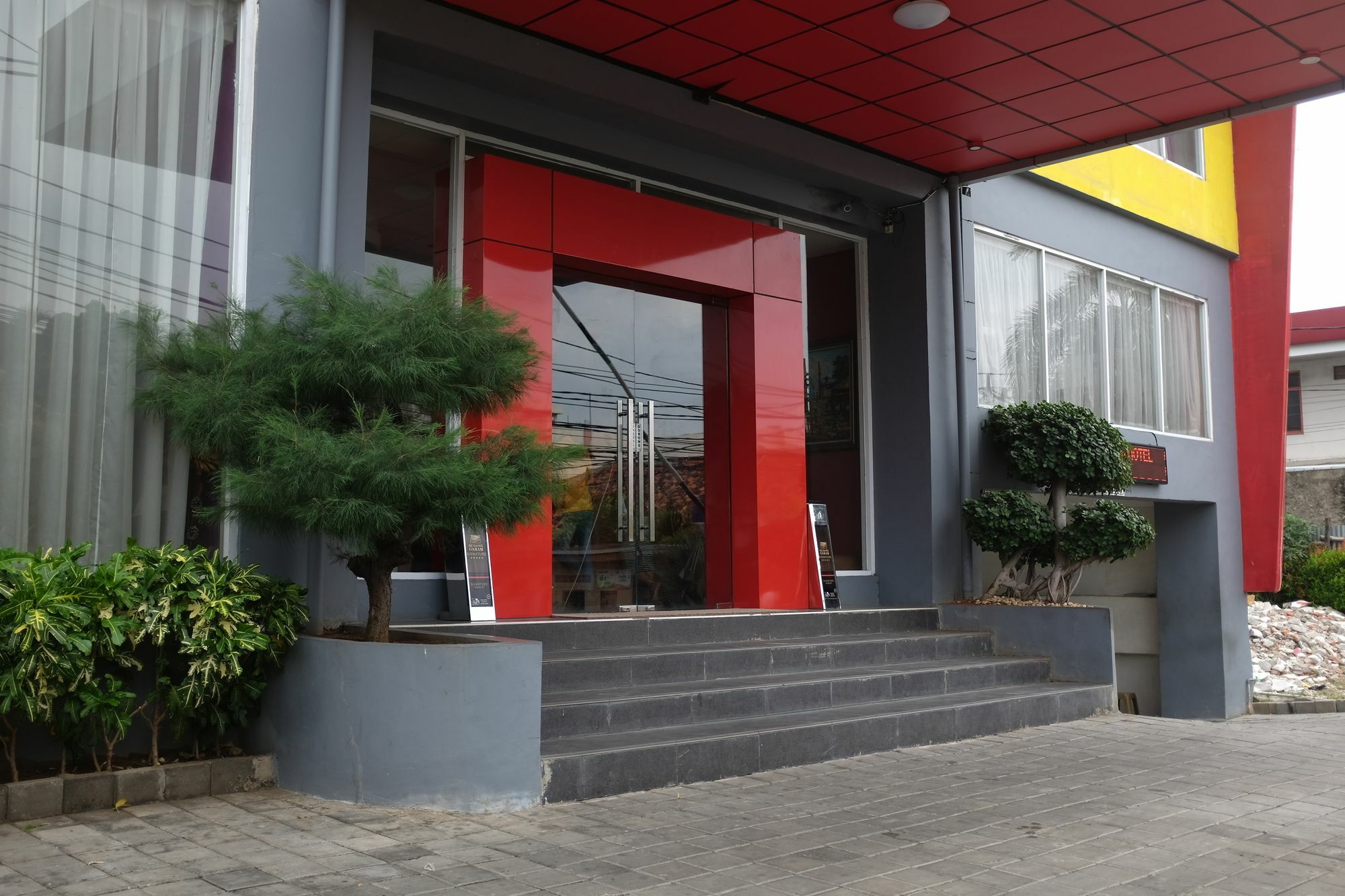 Reddoorz Plus Near Senen Jakarta Exterior foto